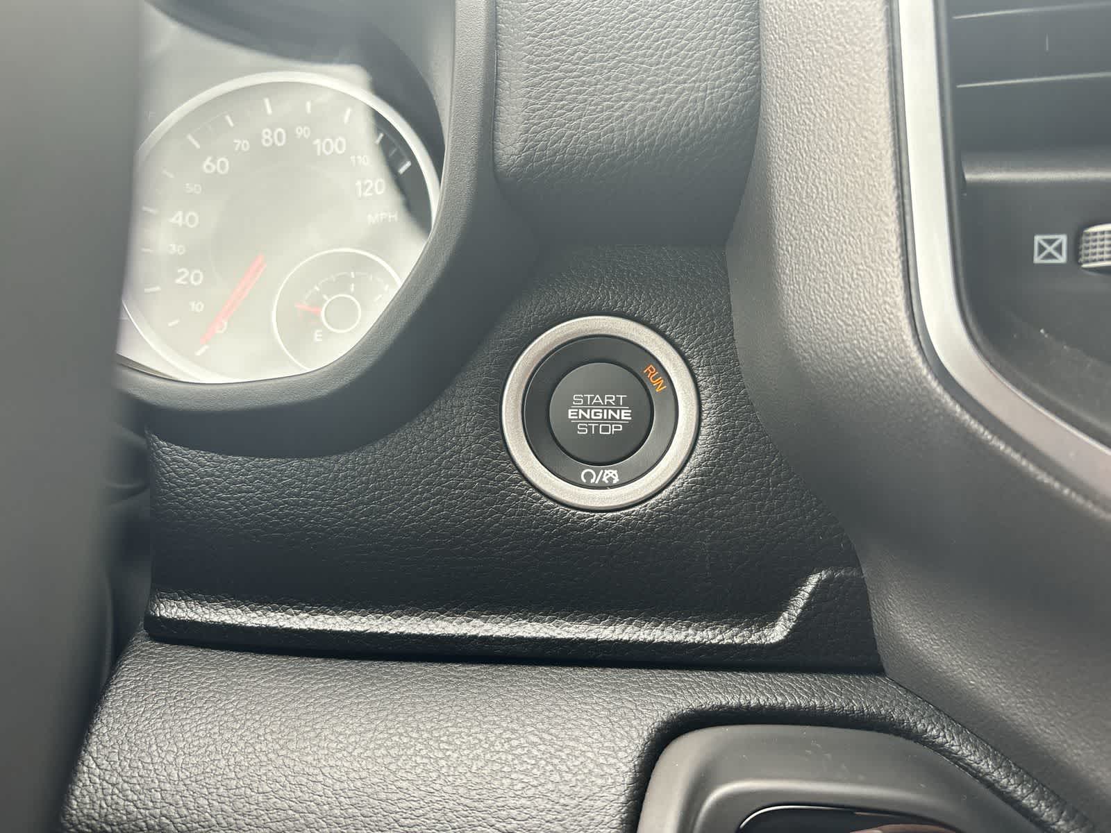 Thumbnail: 2026 RAM 1500 - 18