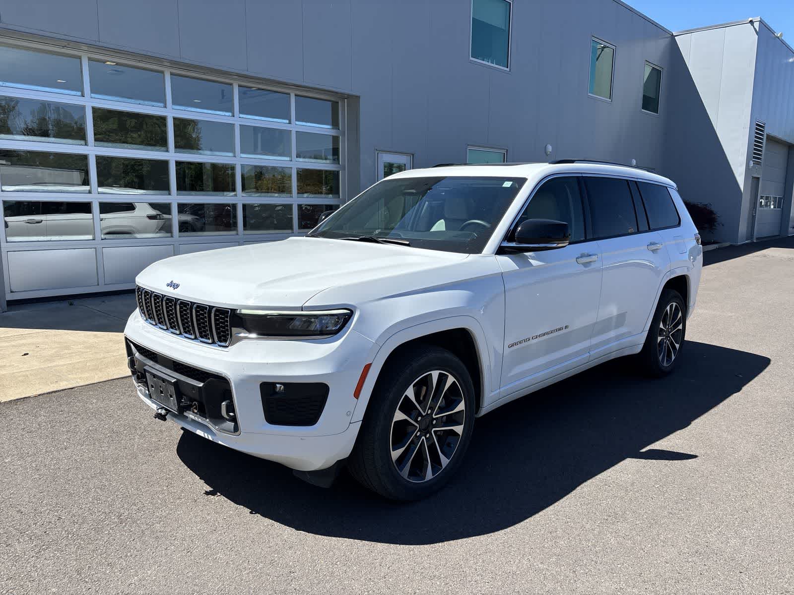 Thumbnail: 2023 Jeep Grand Cherokee - 1