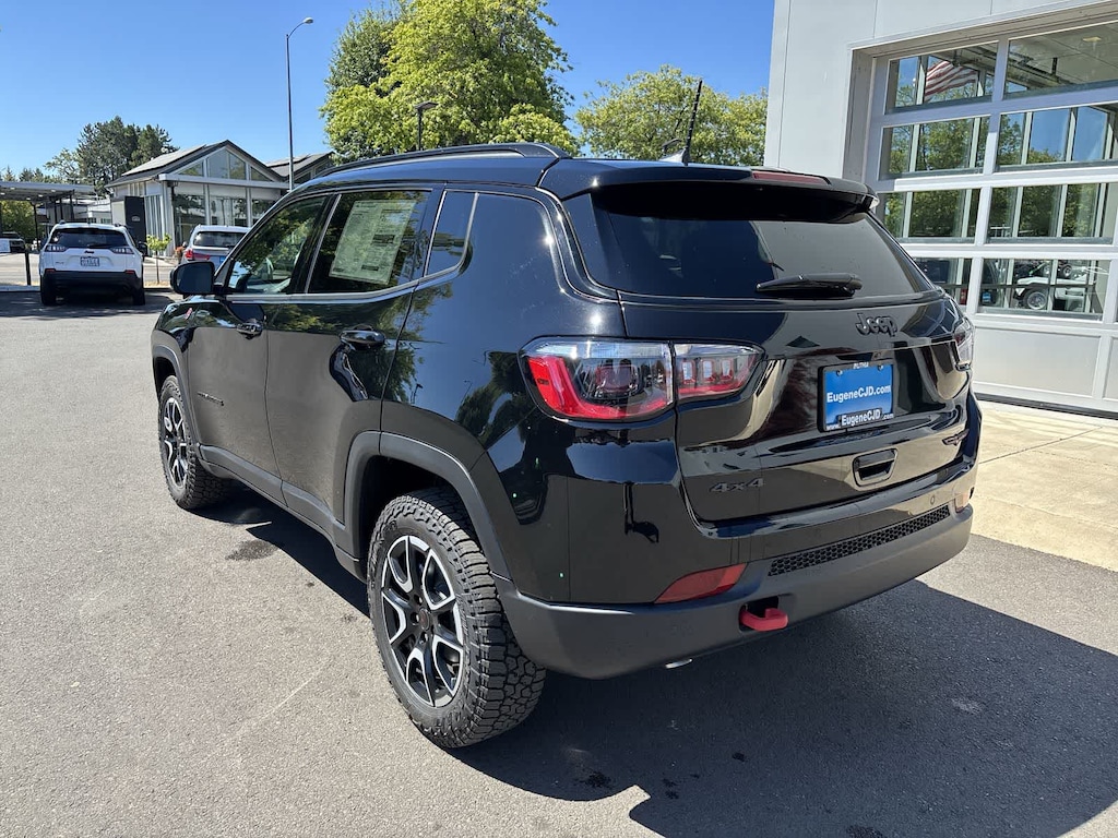 New 2026 Jeep Compass Trailhawk Sport Utility