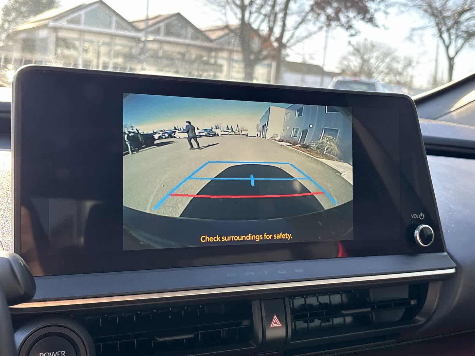 Thumbnail: 2024 Toyota Prius Prime - 21