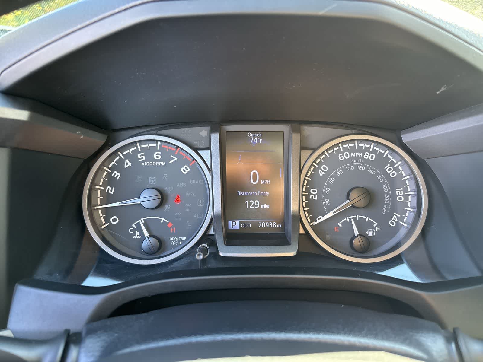 Thumbnail: 2020 Toyota Tacoma - 13