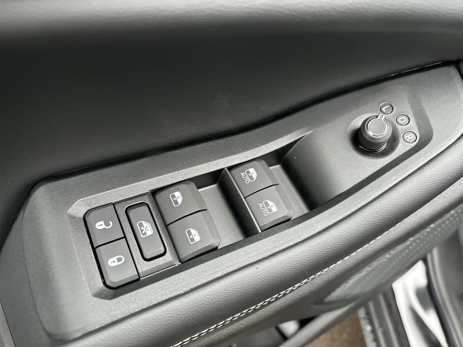 Thumbnail: 2025 Jeep Grand Cherokee - 9