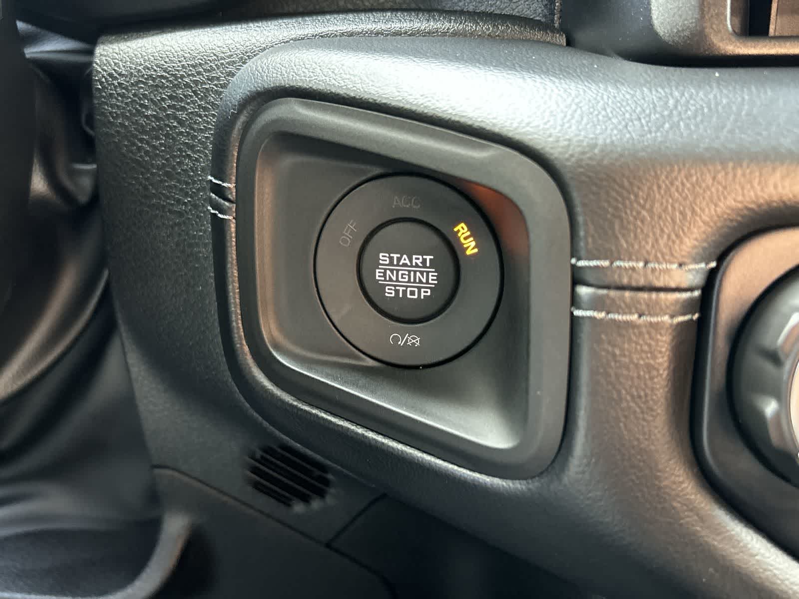 Thumbnail: 2025 Jeep Wrangler - 29