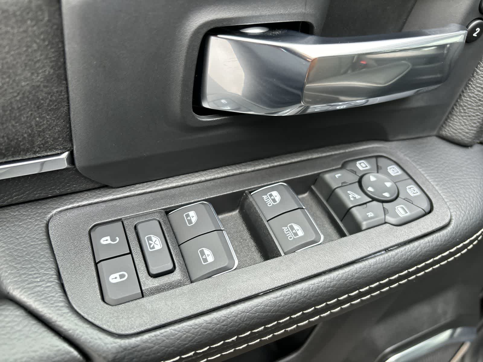 Thumbnail: 2026 RAM 2500 - 10