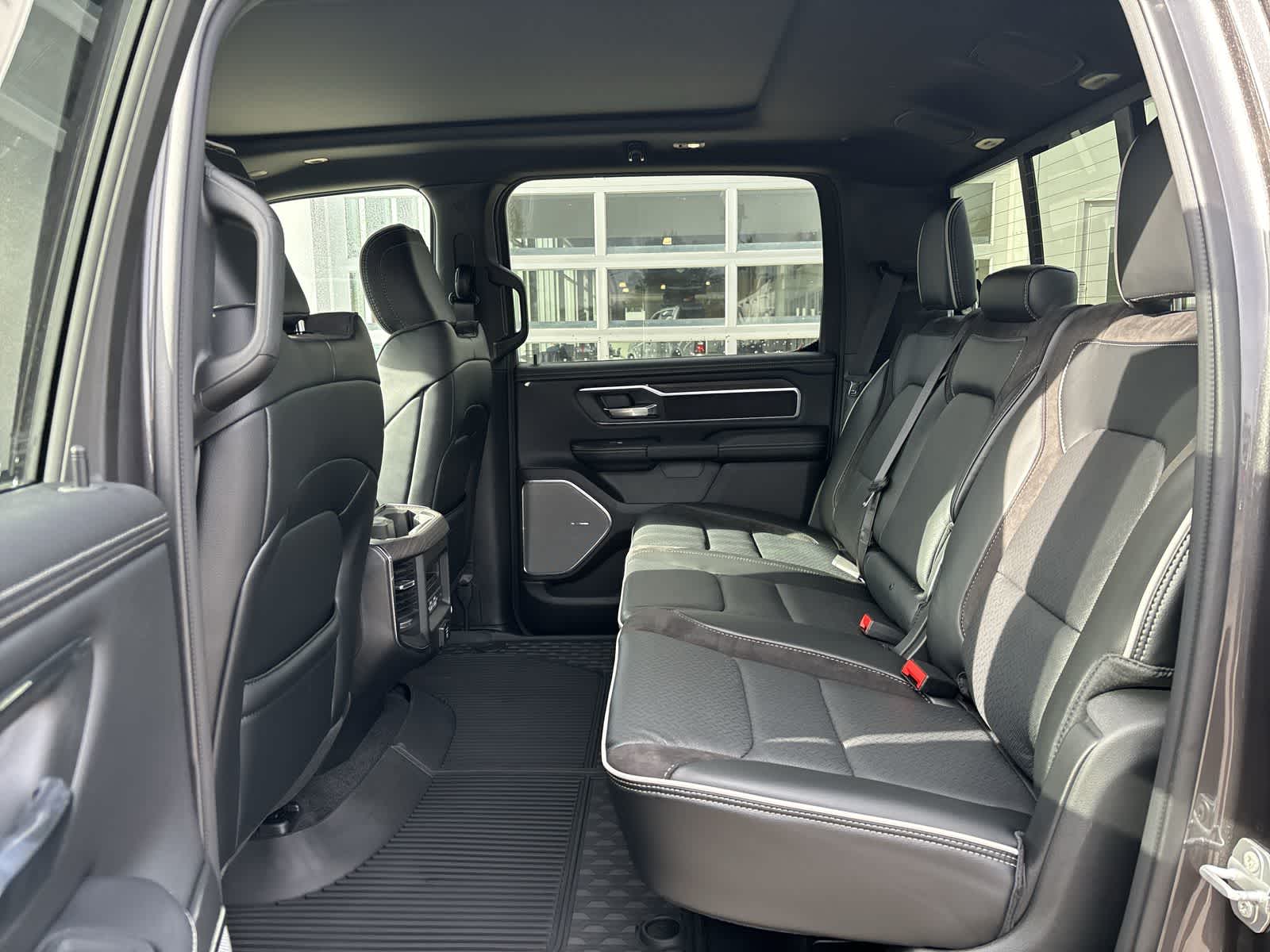 Thumbnail: 2026 RAM 1500 - 9