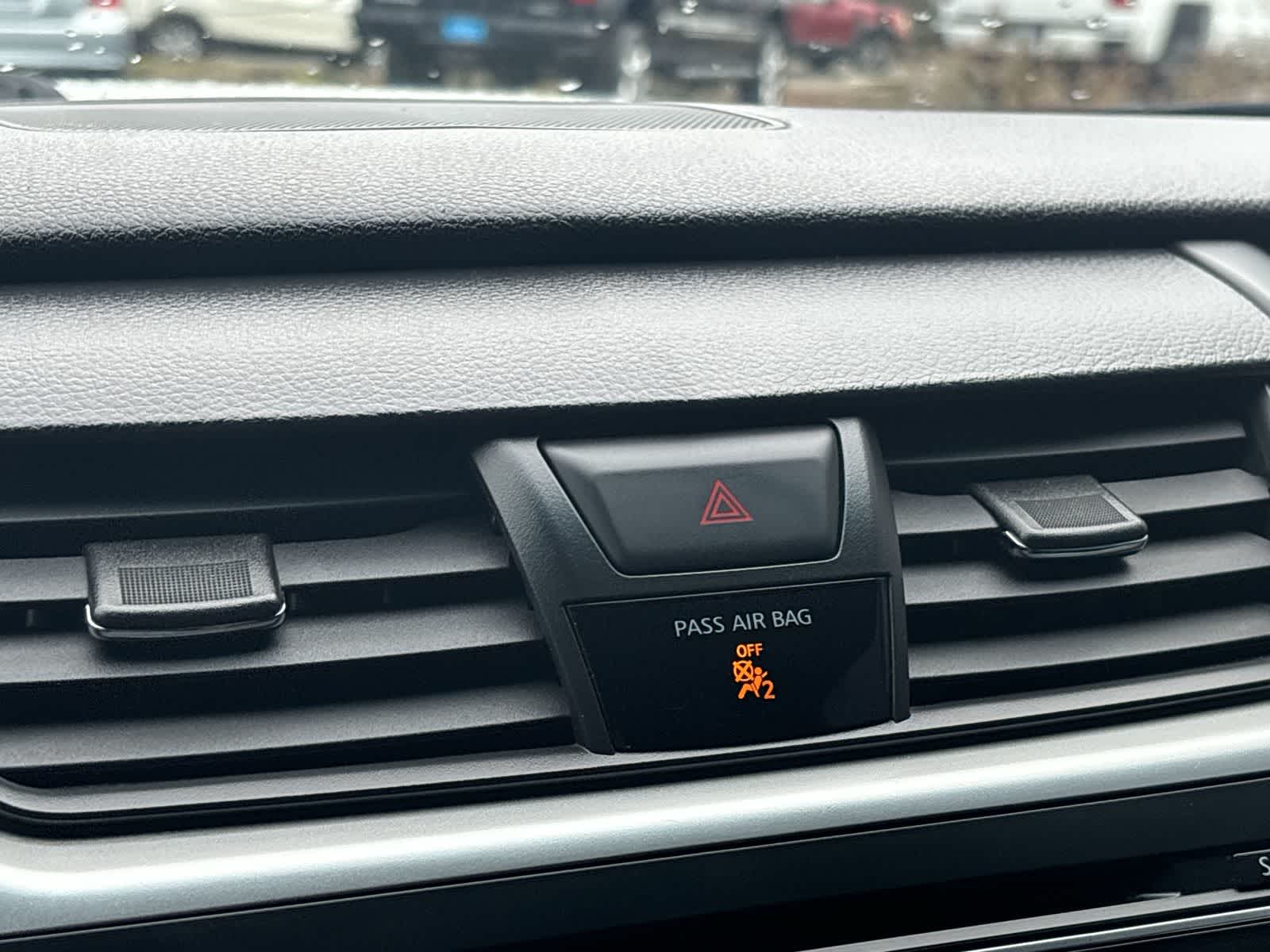 Thumbnail: 2016 Nissan Altima - 27