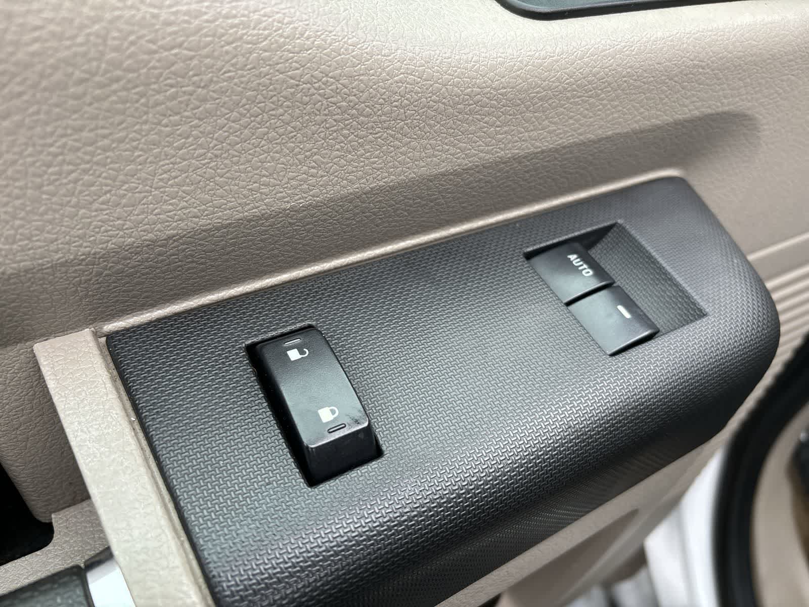 Thumbnail: 2009 Ford F-350 - 15