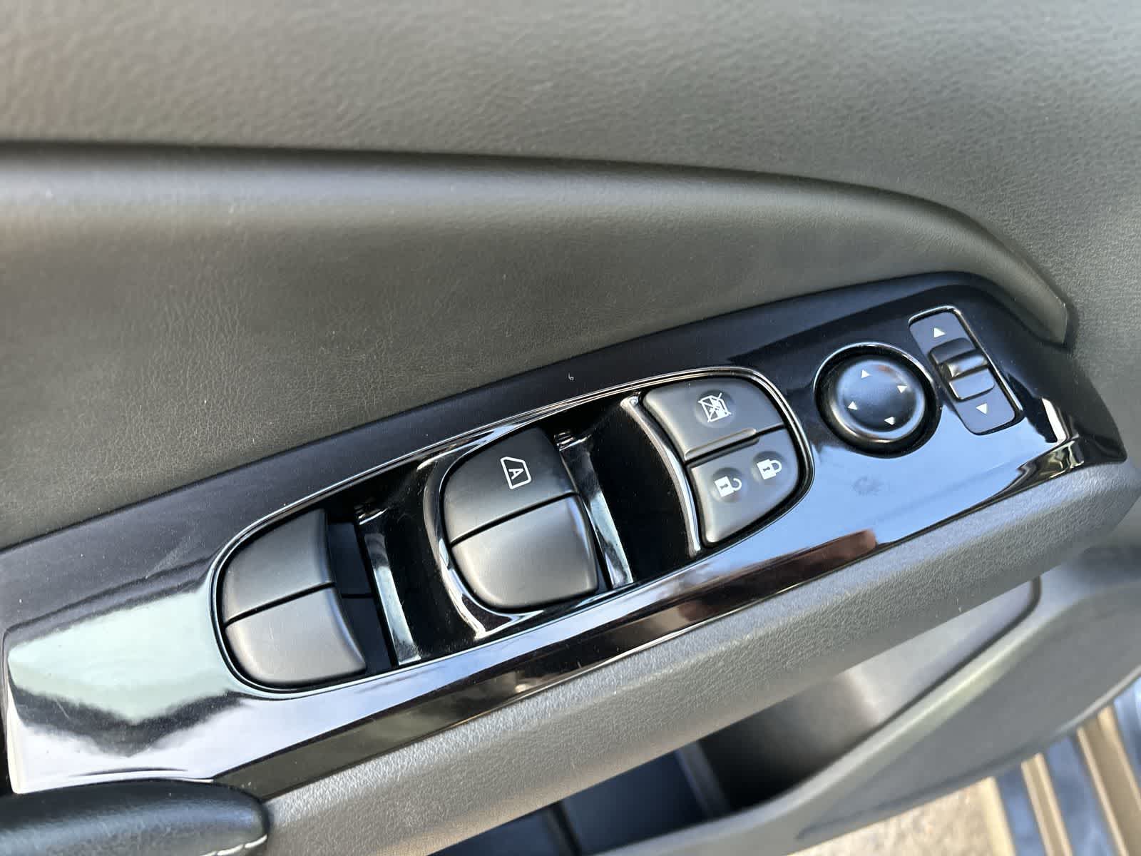 Thumbnail: 2023 Nissan Altima - 9