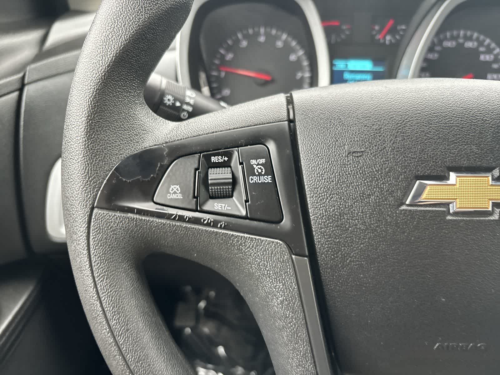 Thumbnail: 2017 Chevrolet Equinox - 10