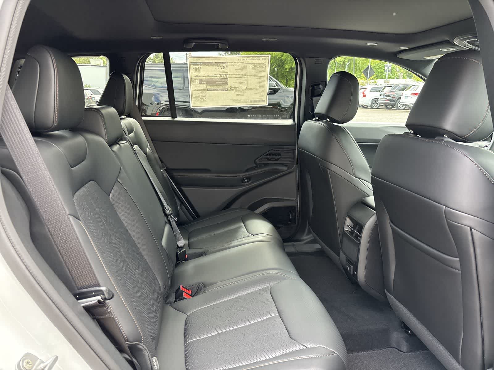 Thumbnail: 2026 Jeep Cherokee - 6