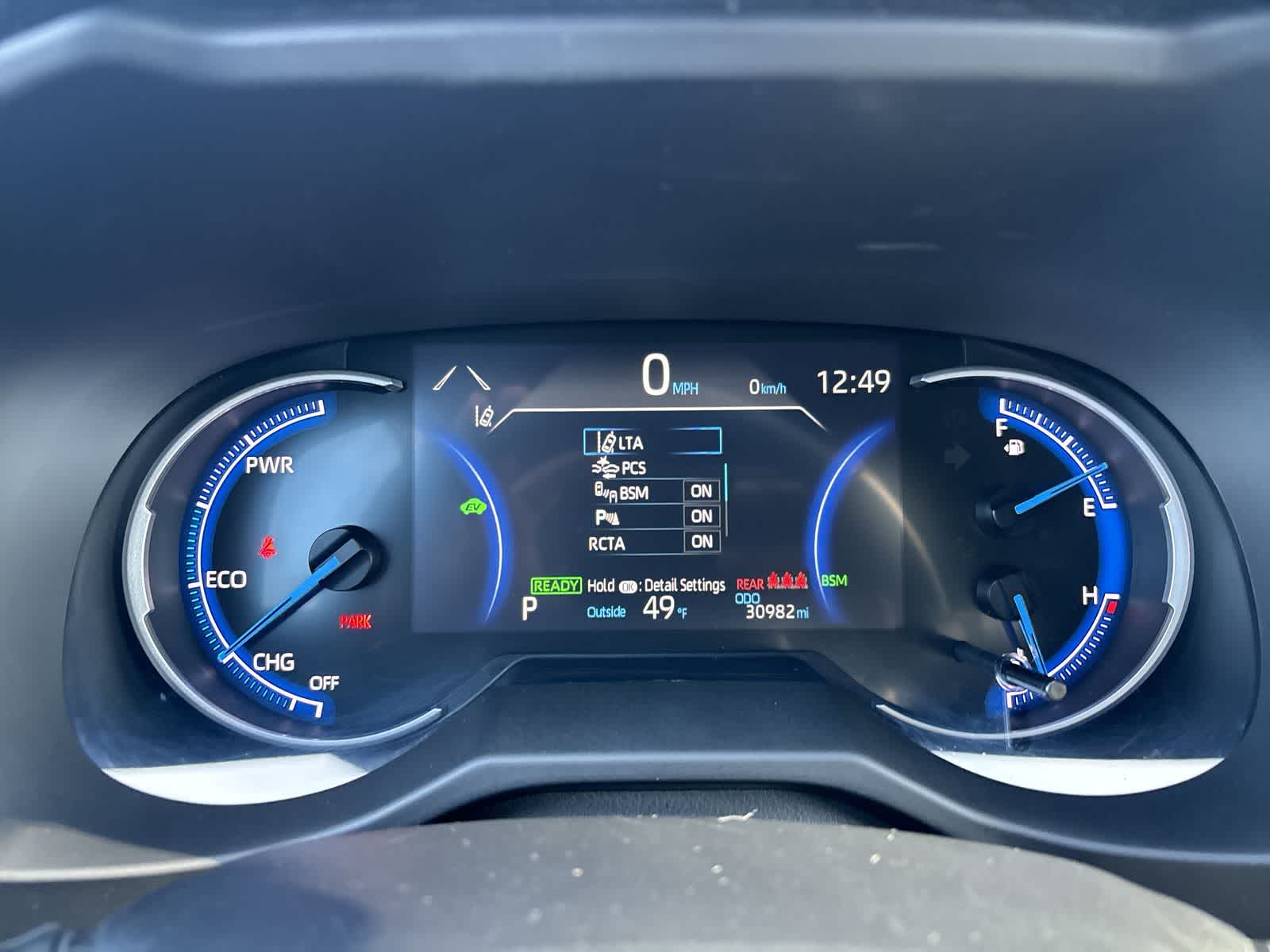 Thumbnail: 2022 Toyota RAV4 - 14