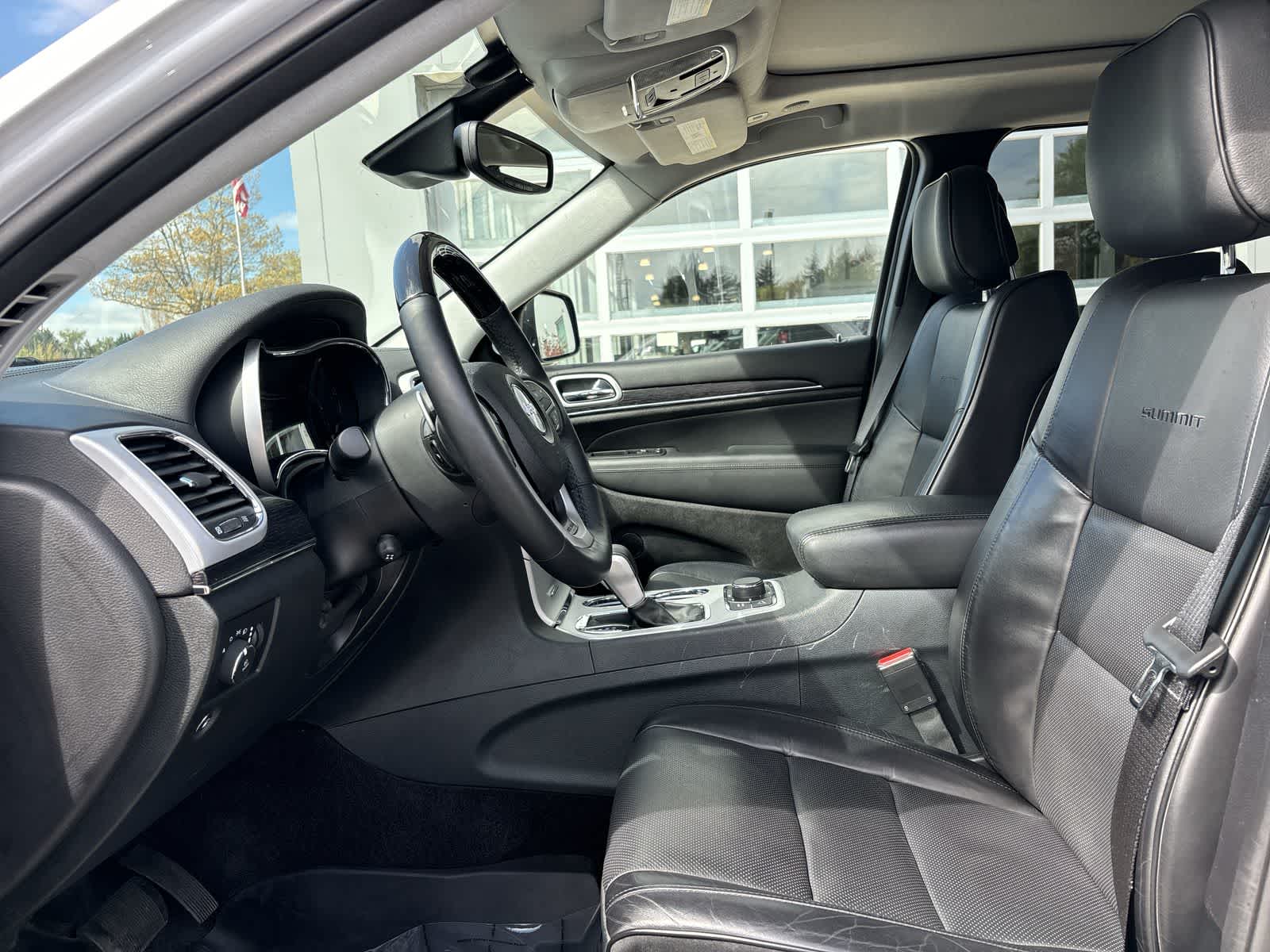 Thumbnail: 2018 Jeep Grand Cherokee - 8