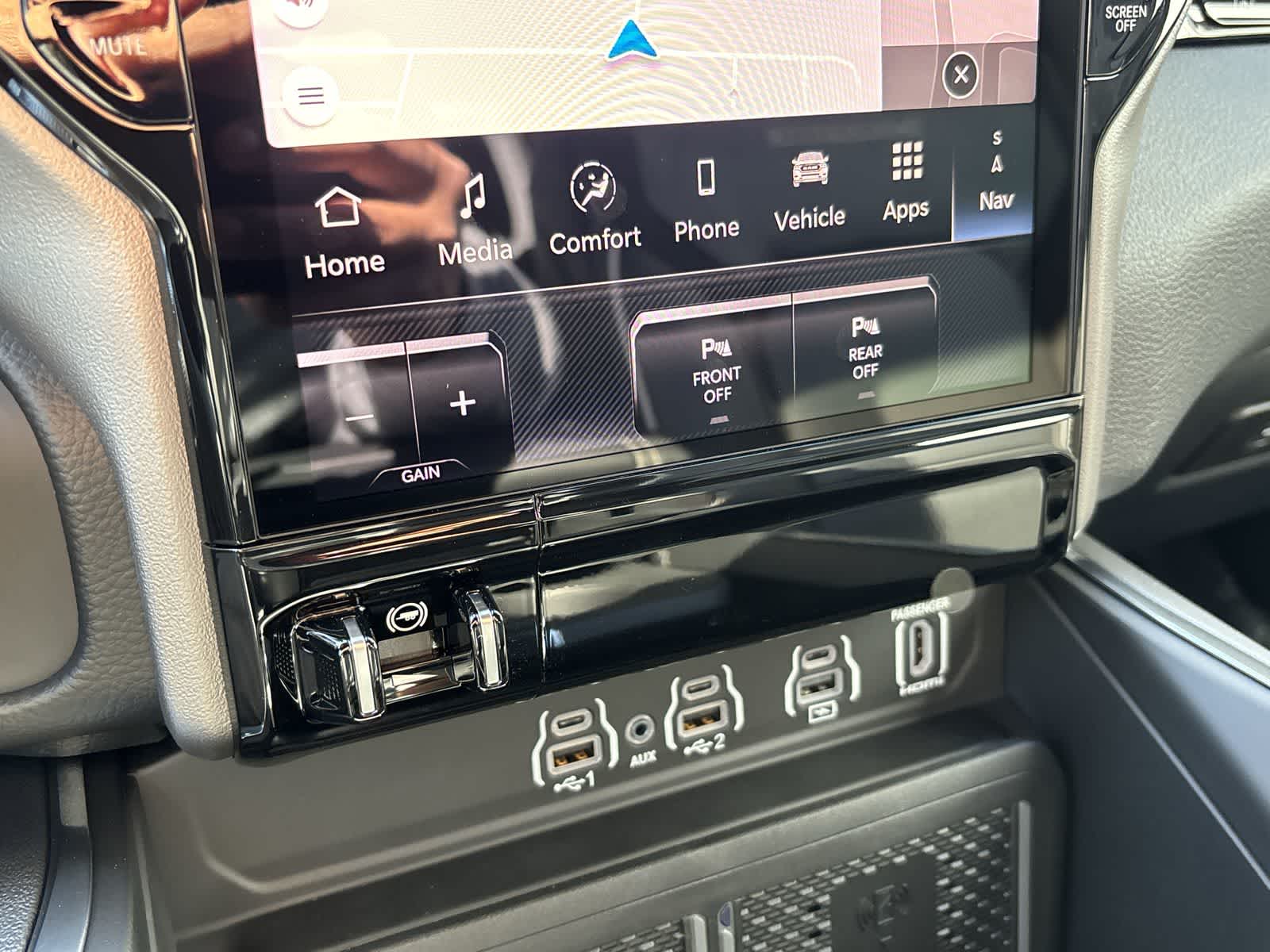 Thumbnail: 2026 RAM 1500 - 26
