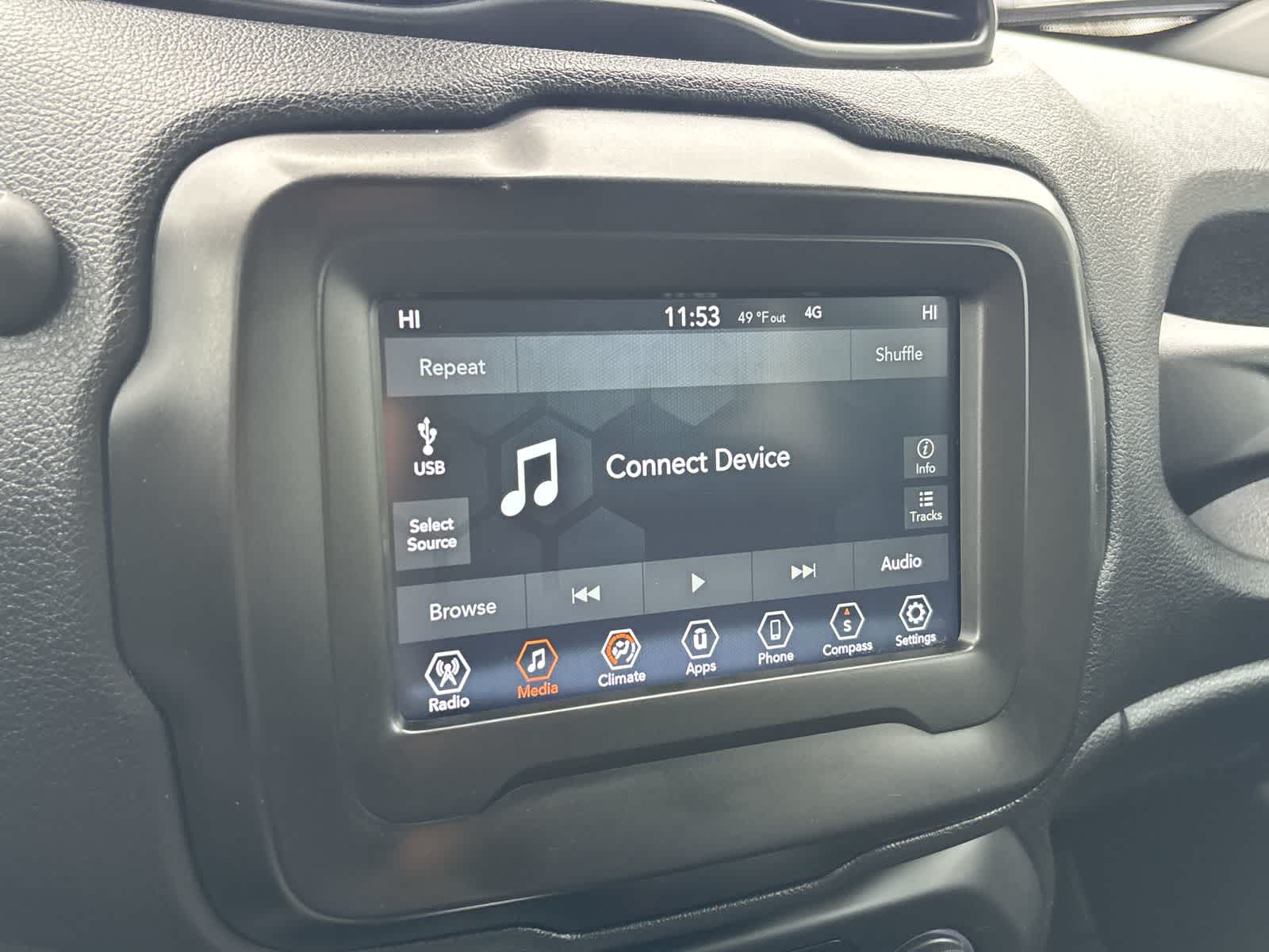 Thumbnail: 2021 Jeep Renegade - 19