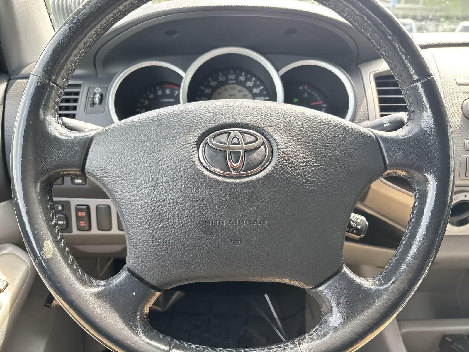 Thumbnail: 2005 Toyota Tacoma - 16