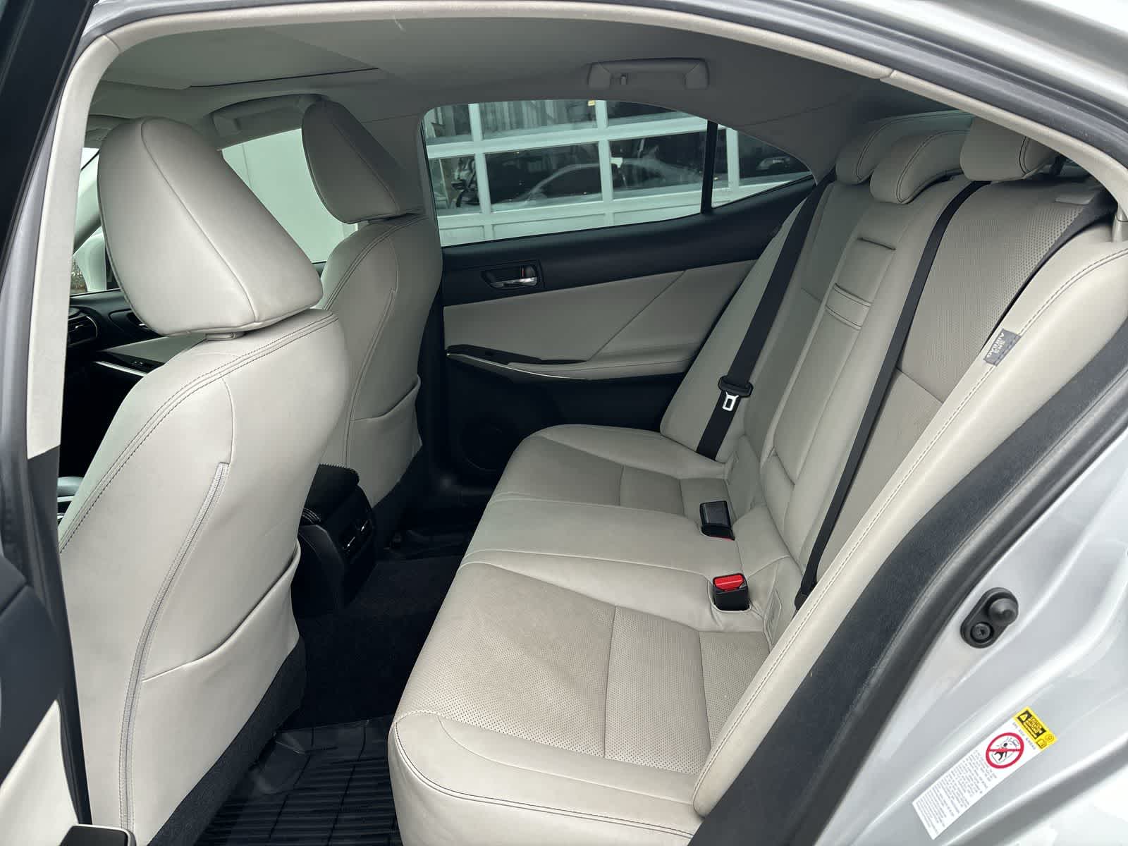 Thumbnail: 2014 Lexus IS - 6