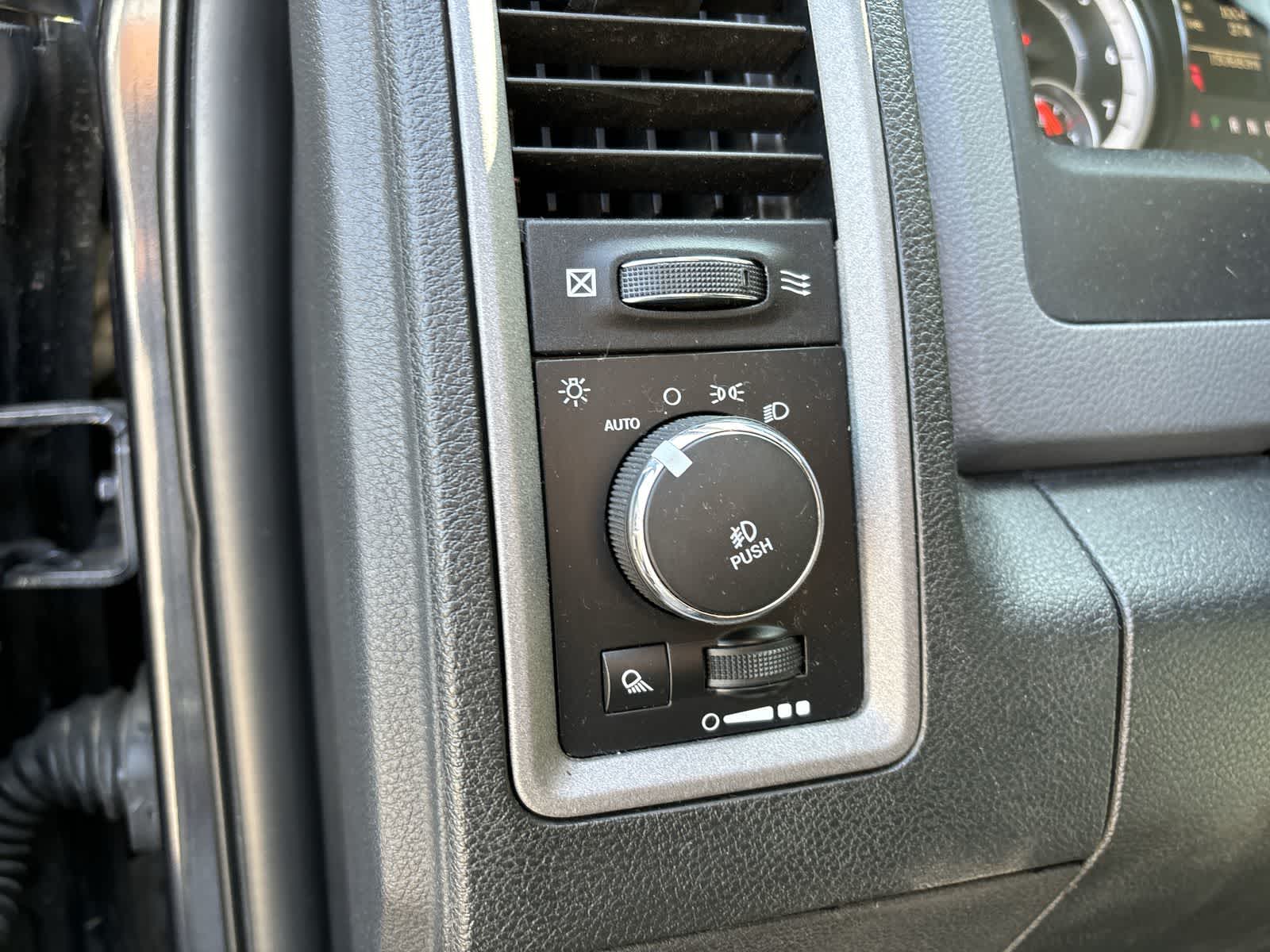 2017 RAM 1500 Tradesman 7
