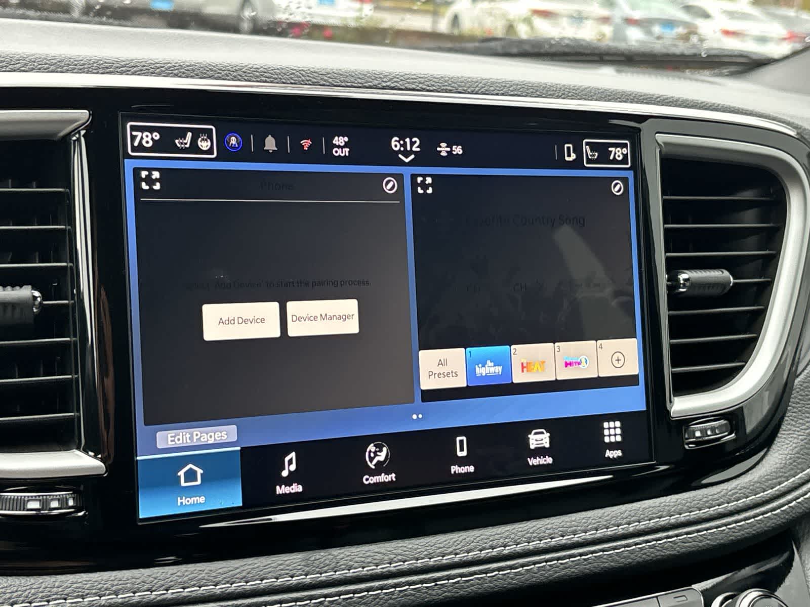 Thumbnail: 2026 Chrysler Pacifica - 13