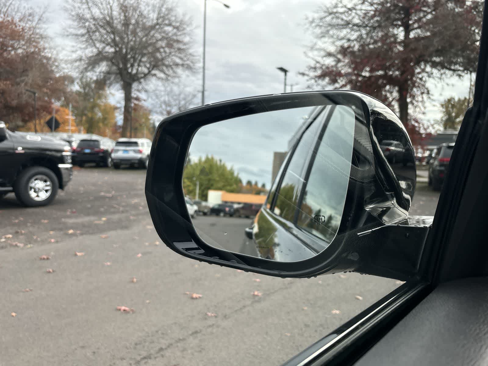 Thumbnail: 2025 Jeep Grand Cherokee L - 30