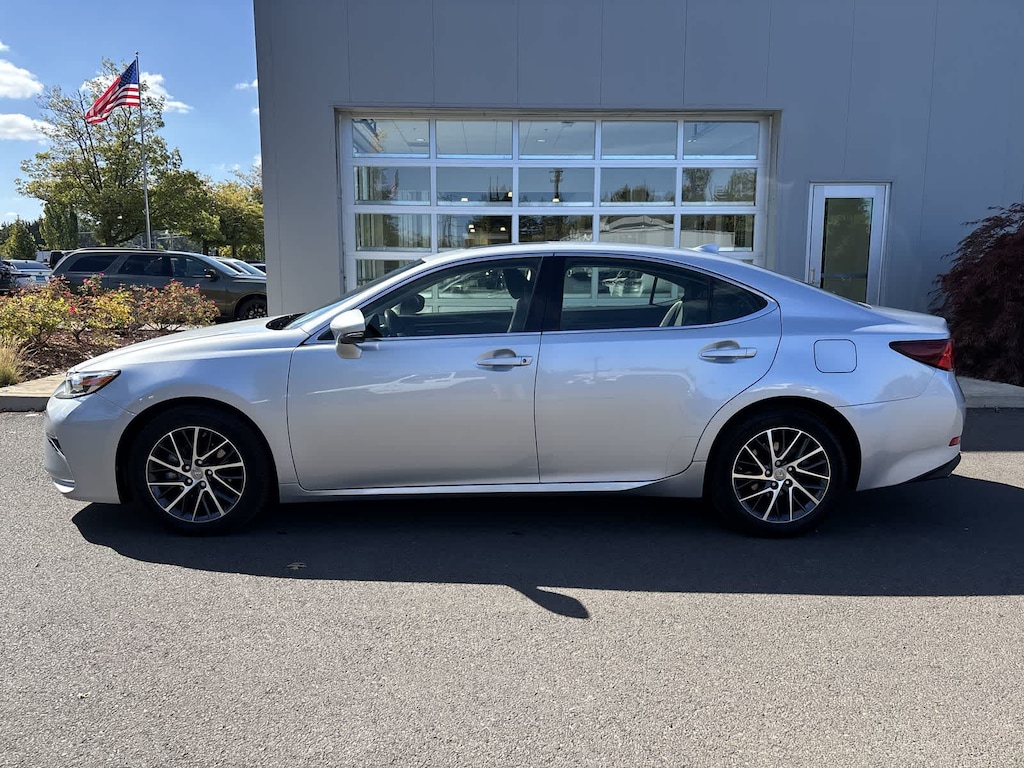 Certified 2016 Lexus ES 350 Sedan