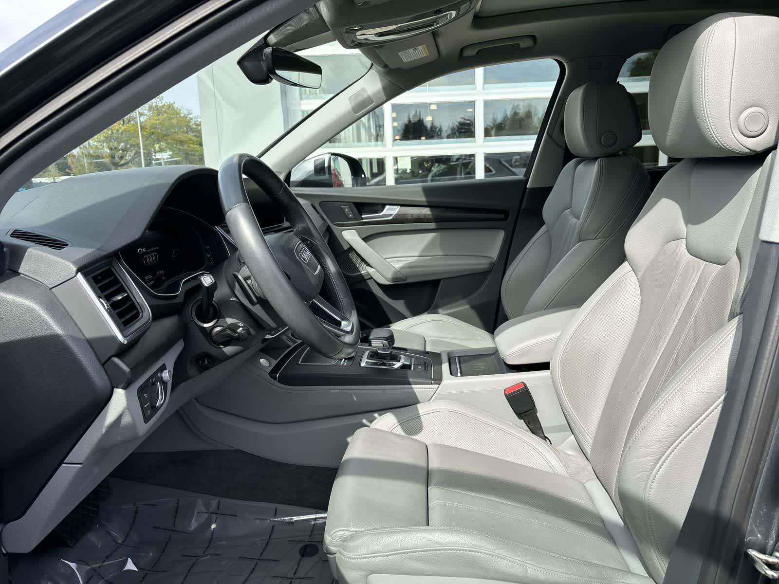 Thumbnail: 2020 Audi Q5 - 8