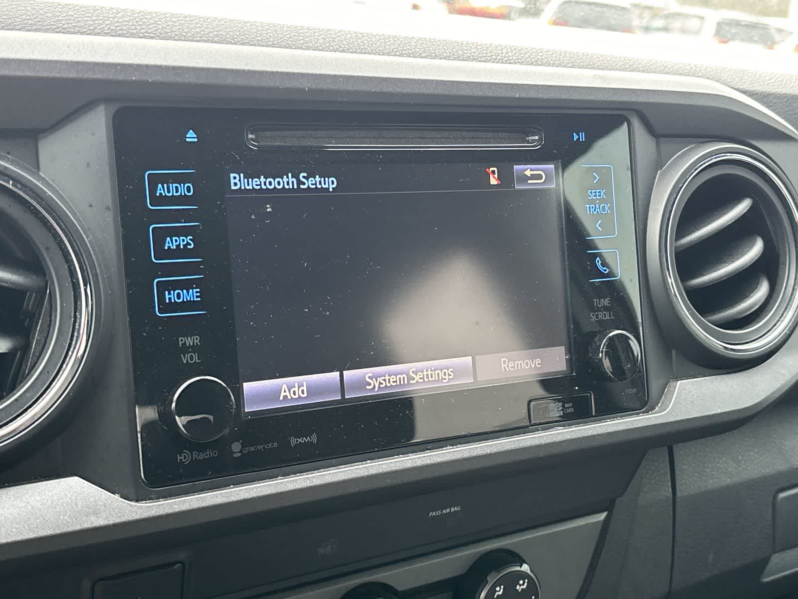 Thumbnail: 2019 Toyota Tacoma - 19