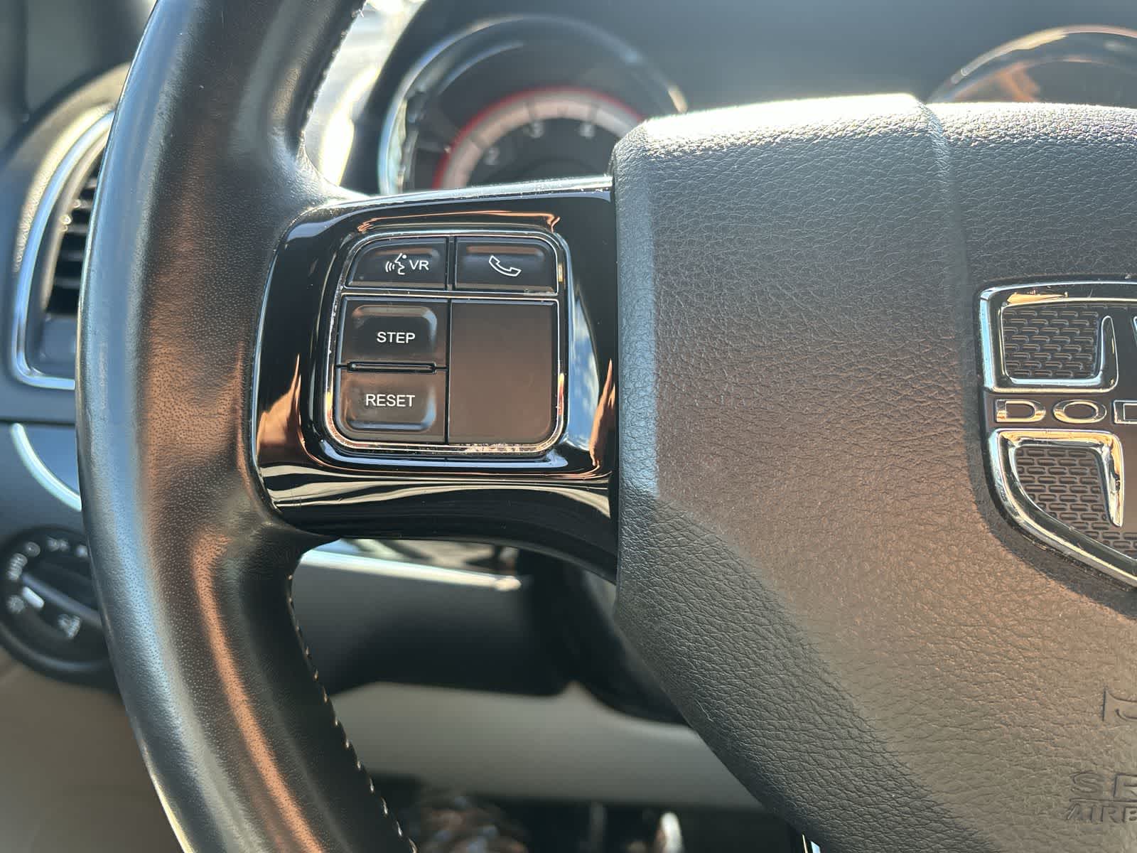 Thumbnail: 2019 Dodge Grand Caravan - 14