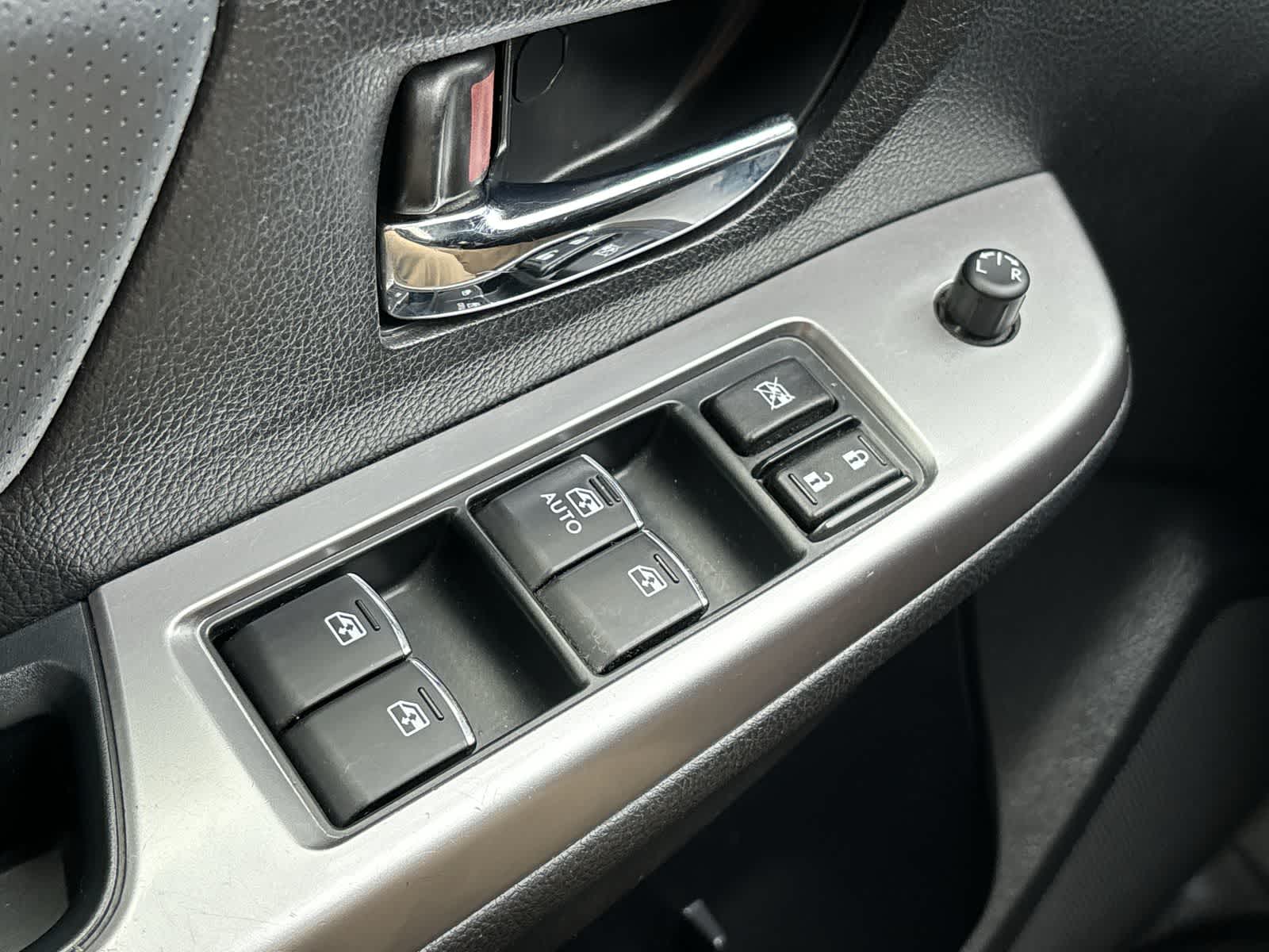 Thumbnail: 2015 Subaru XV Crosstrek - 18