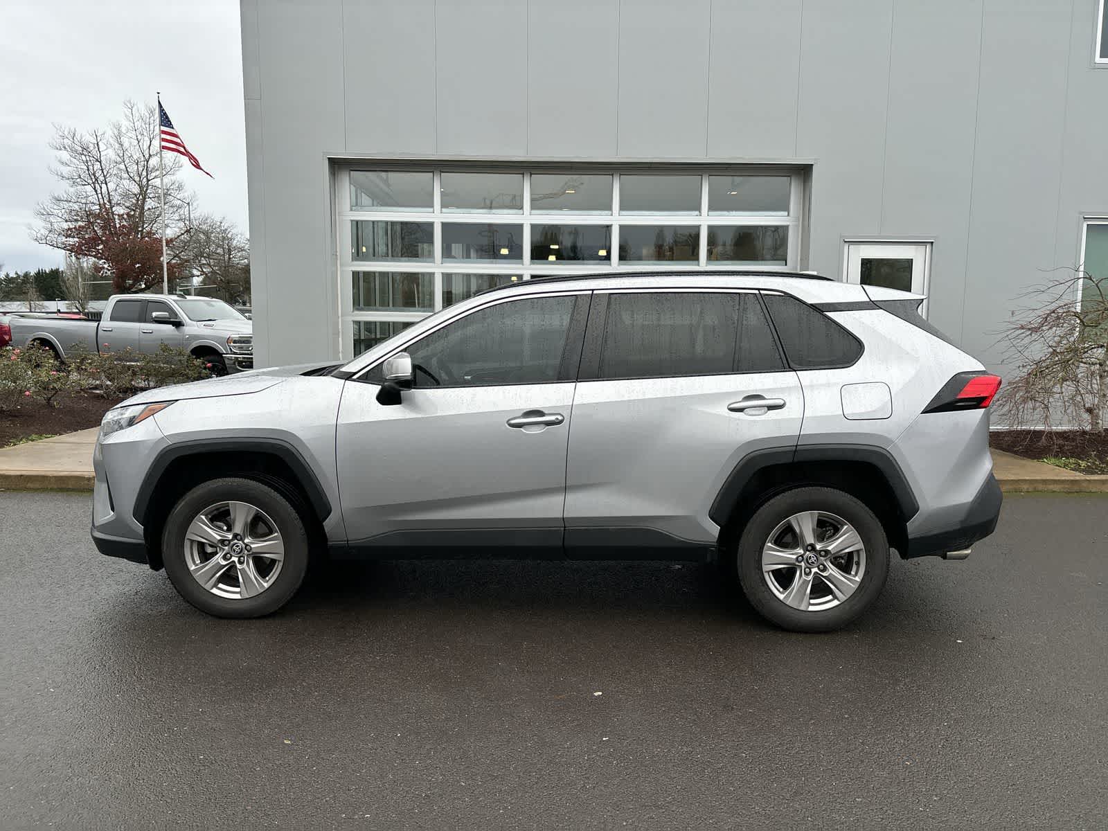 Thumbnail: 2022 Toyota RAV4 - 2