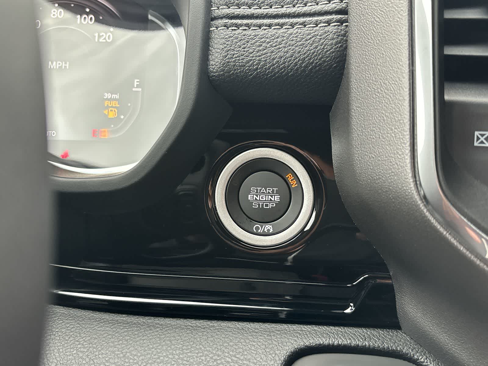 Thumbnail: 2026 RAM 1500 - 17