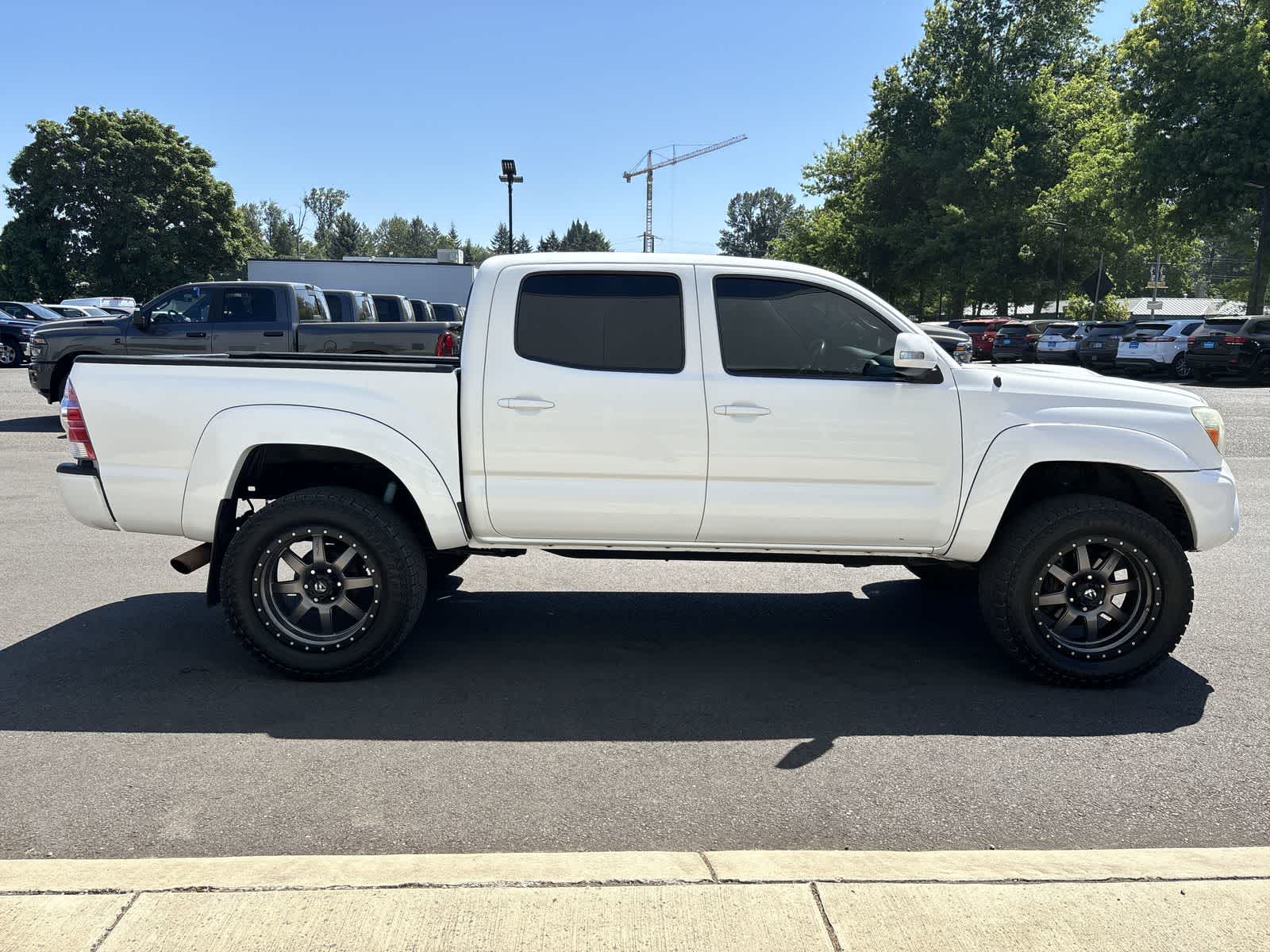 Thumbnail: 2012 Toyota Tacoma - 8