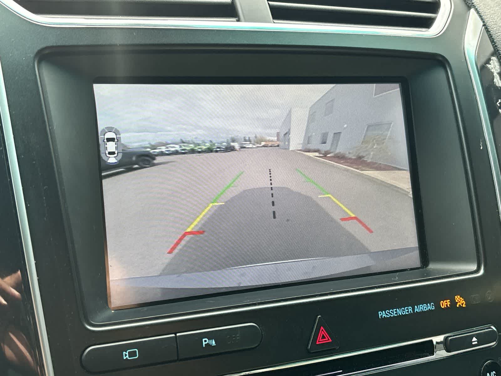 Thumbnail: 2017 Ford Explorer - 17