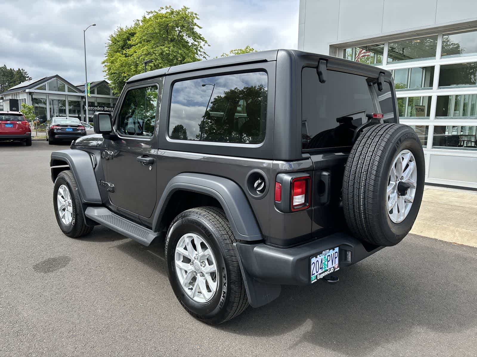 2025 Jeep Wrangler Sport 3