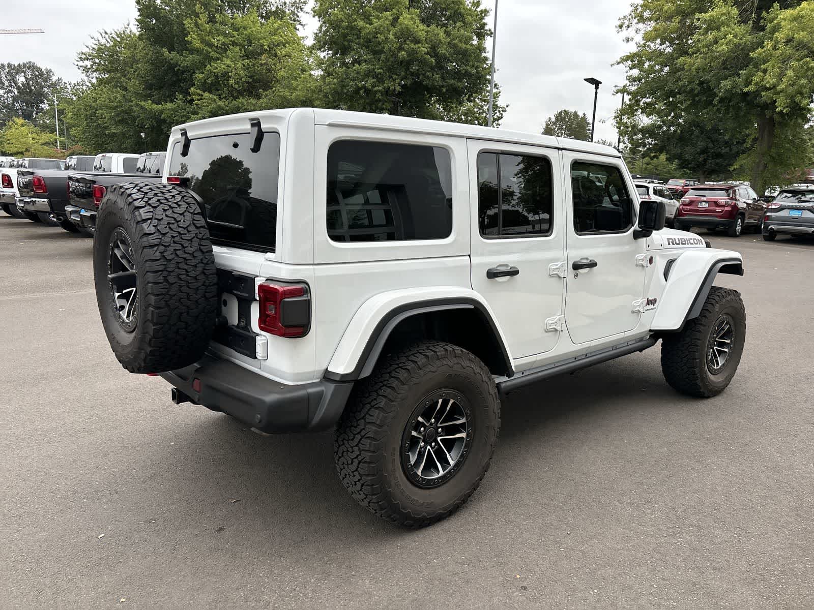 2024 Jeep Wrangler Rubicon photo 4
