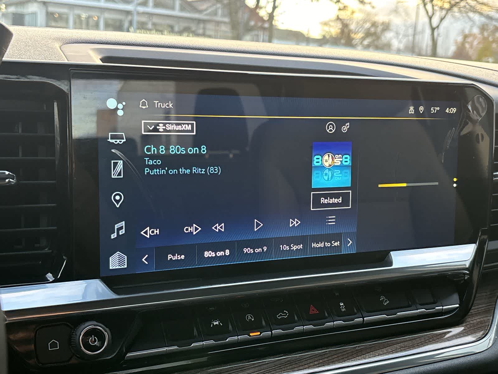 Thumbnail: 2024 Chevrolet Silverado 1500 - 18