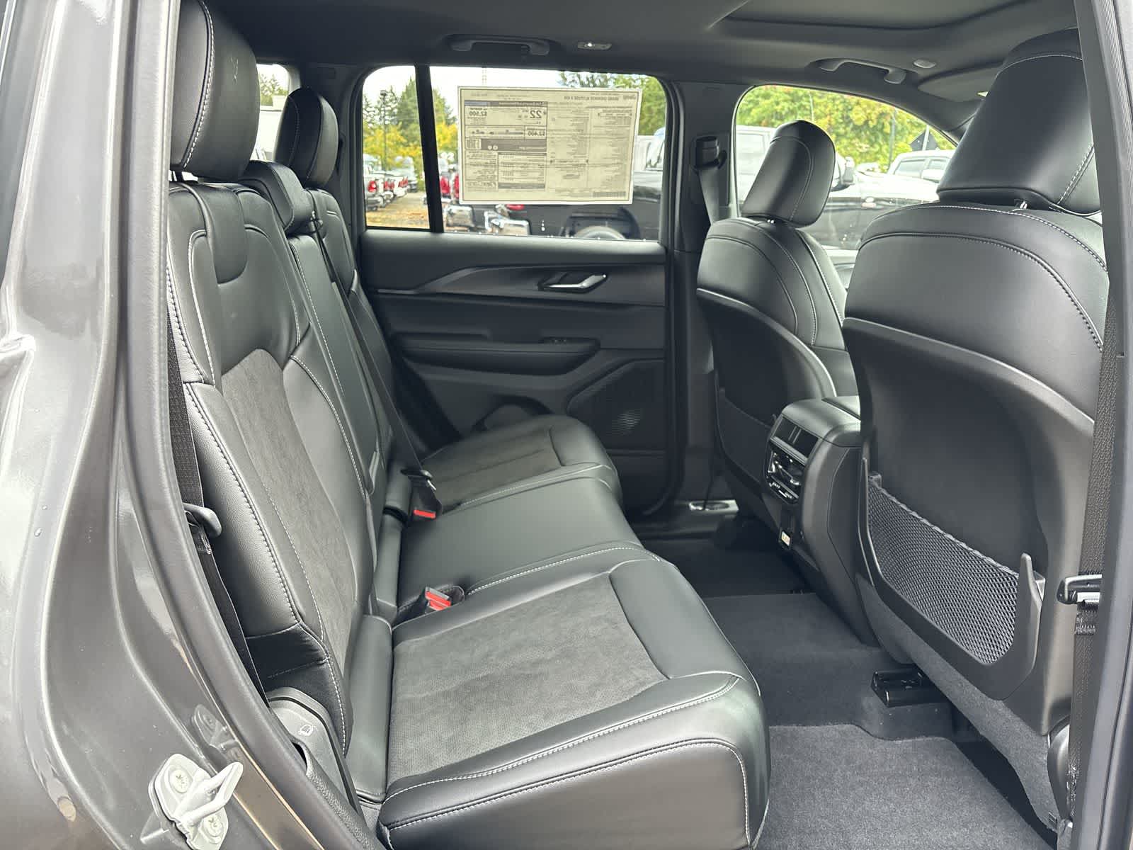 Thumbnail: 2025 Jeep Grand Cherokee - 6