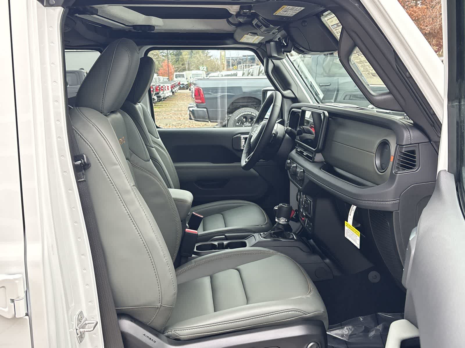 Thumbnail: 2026 Jeep Gladiator - 9