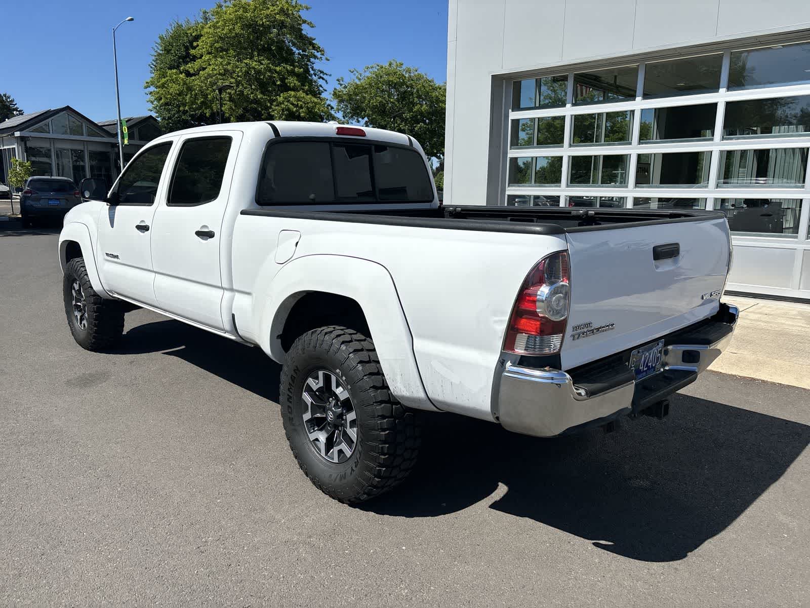Thumbnail: 2009 Toyota Tacoma - 3