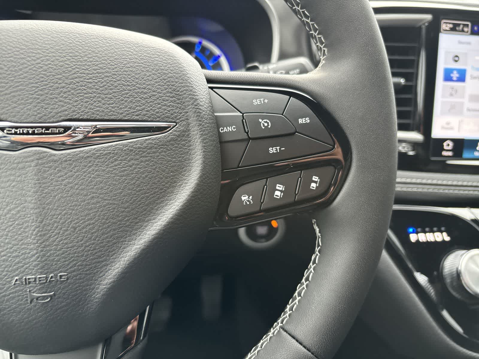 Thumbnail: 2026 Chrysler Pacifica - 14