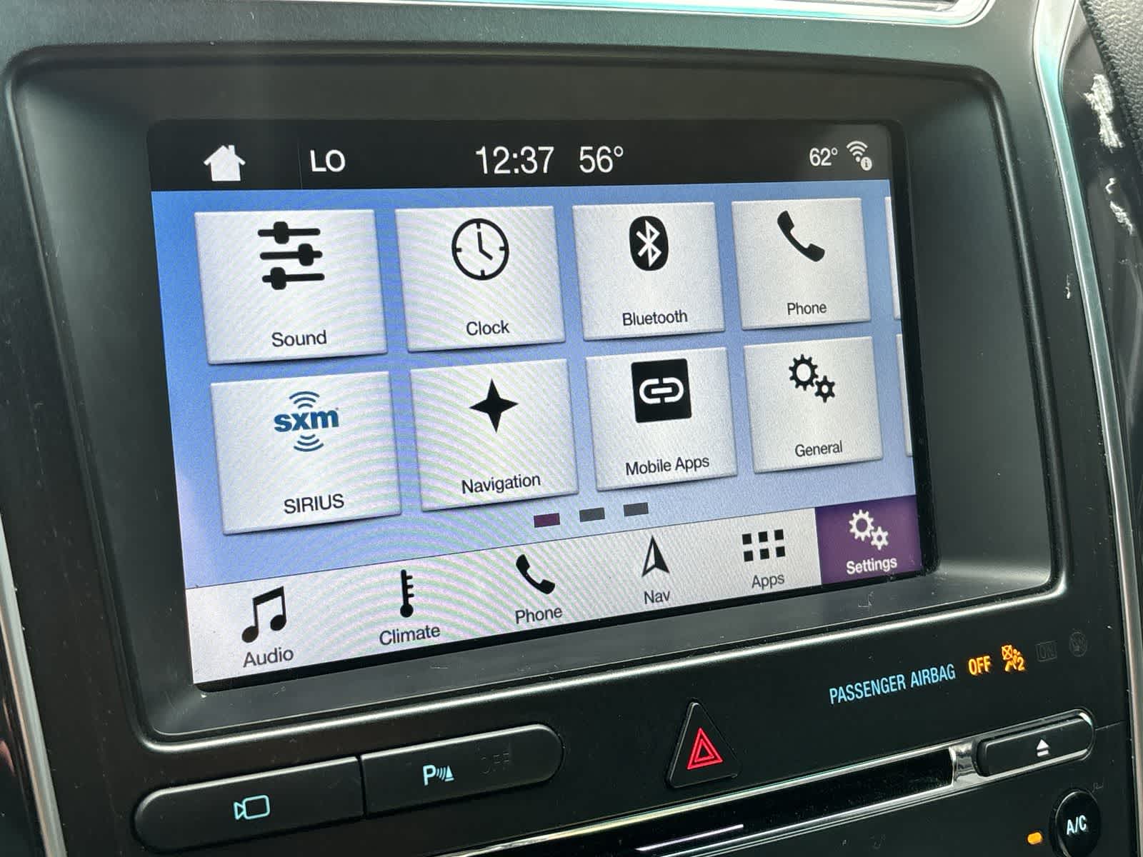 Thumbnail: 2017 Ford Explorer - 15