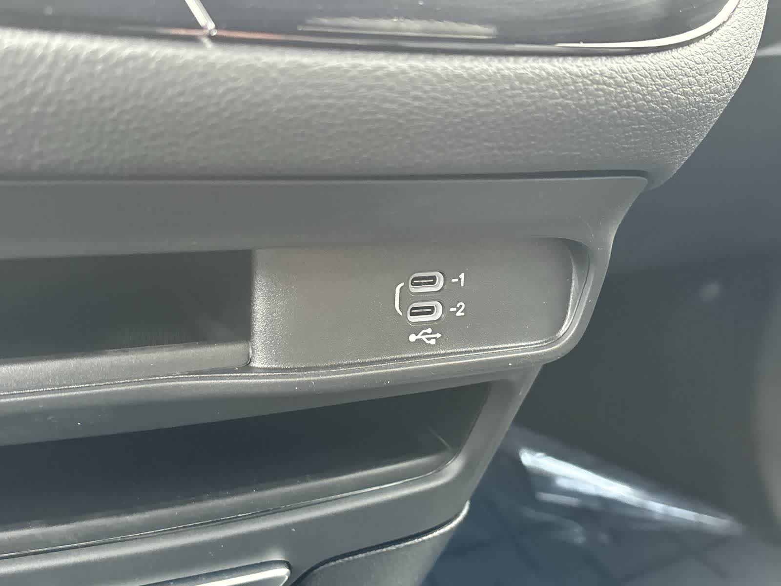 Thumbnail: 2026 Chrysler Pacifica - 24