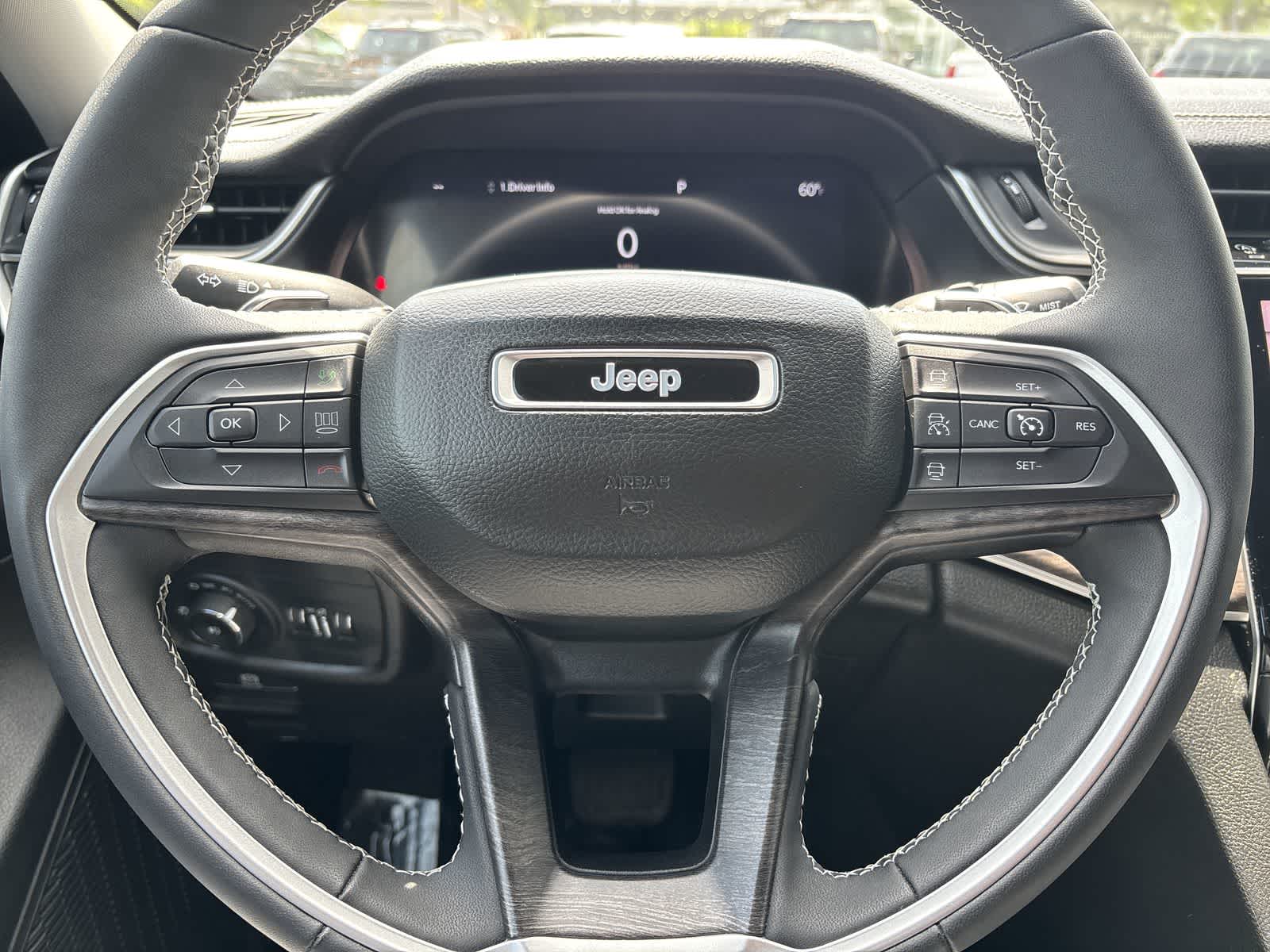 Thumbnail: 2023 Jeep Grand Cherokee - 11