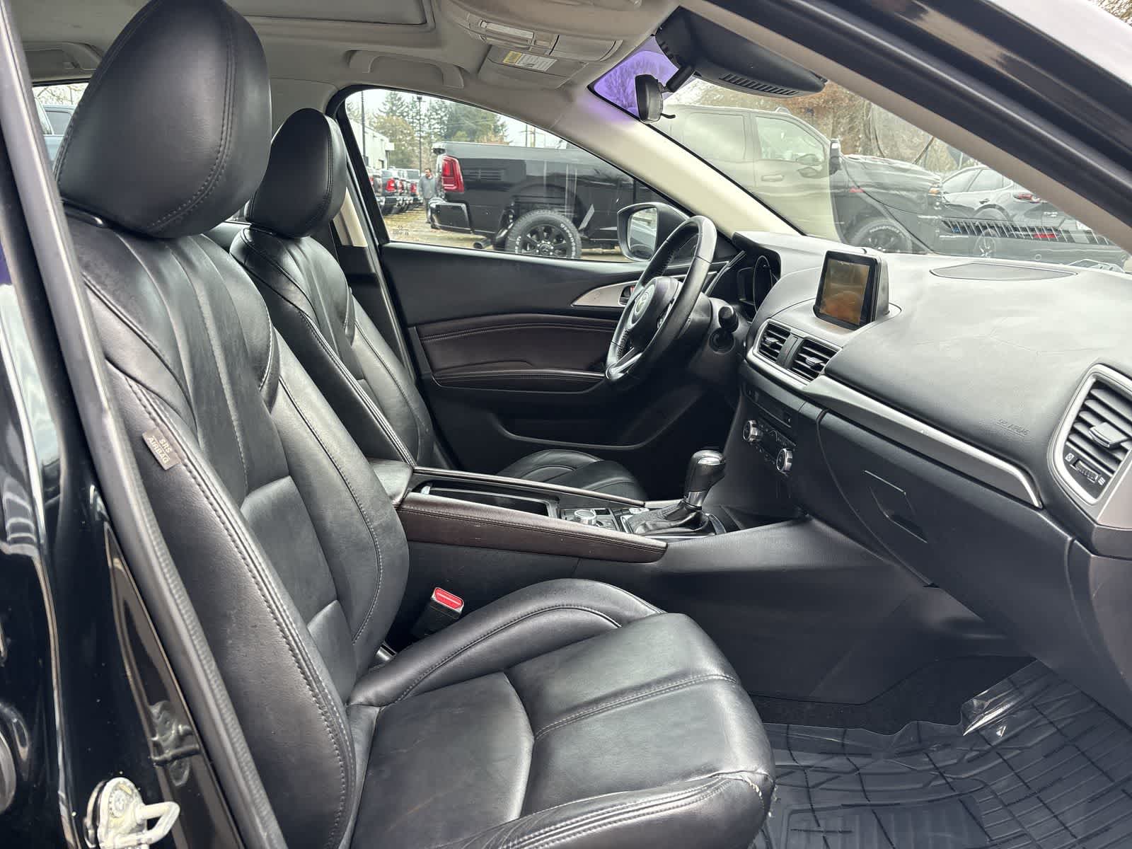 Thumbnail: 2018 Mazda Mazda3 - 6