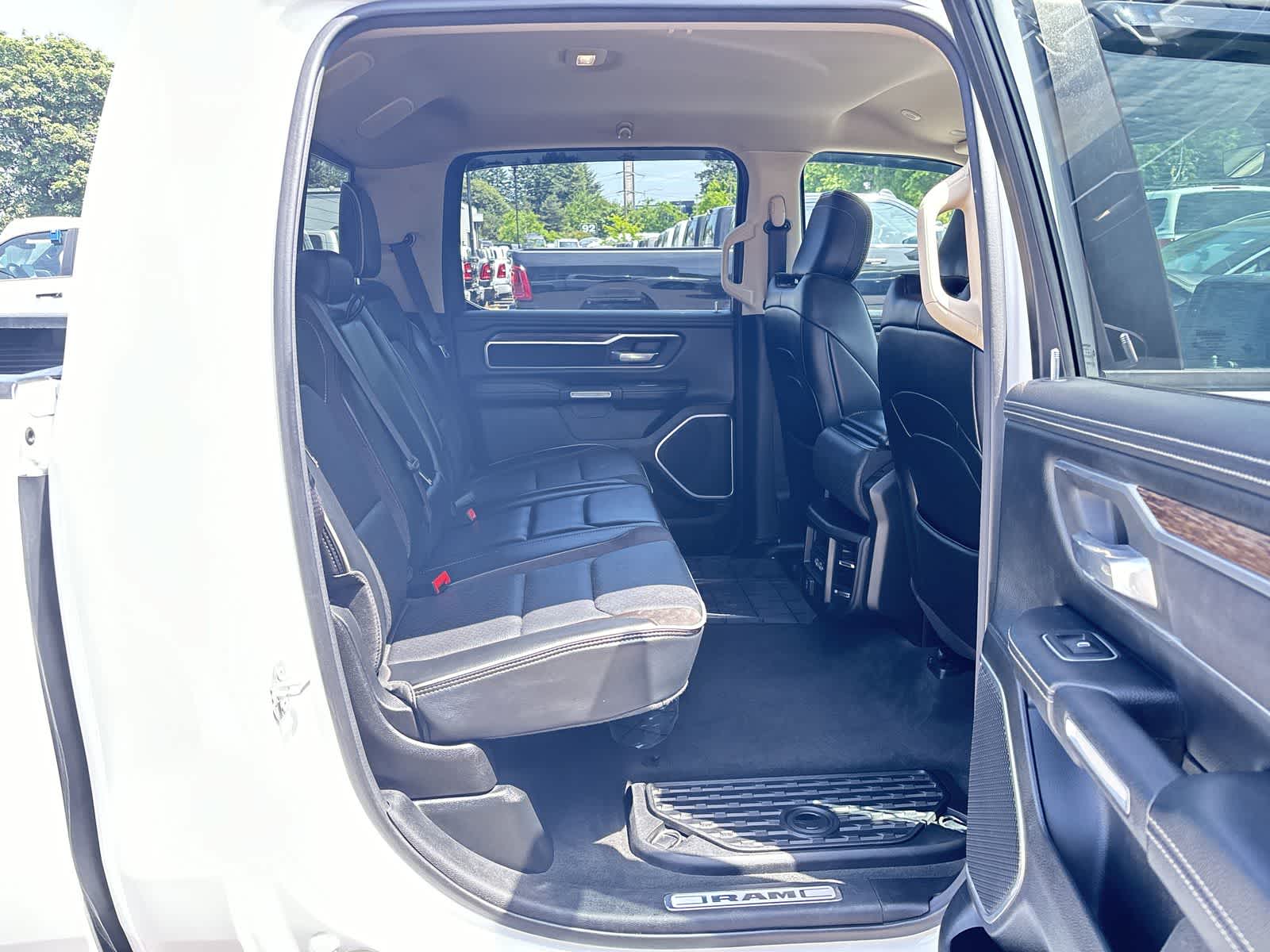 2020 RAM 1500 Laramie 10