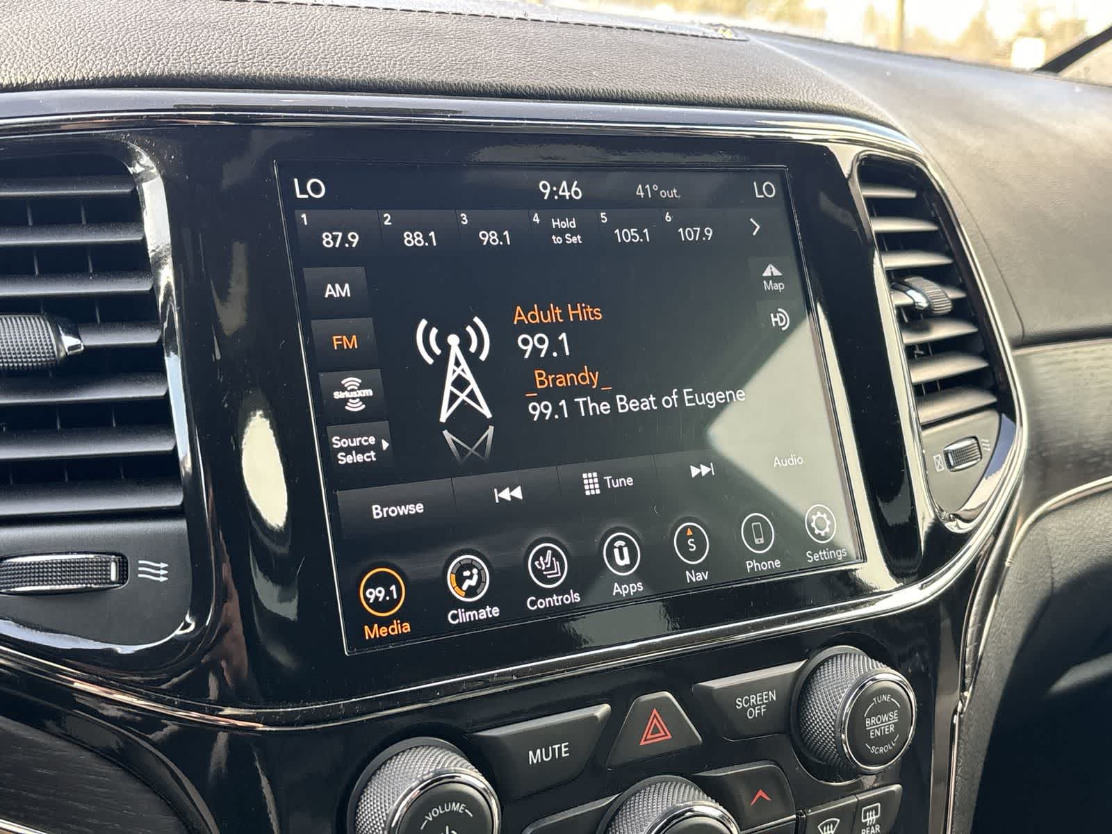 Thumbnail: 2021 Jeep Grand Cherokee - 13