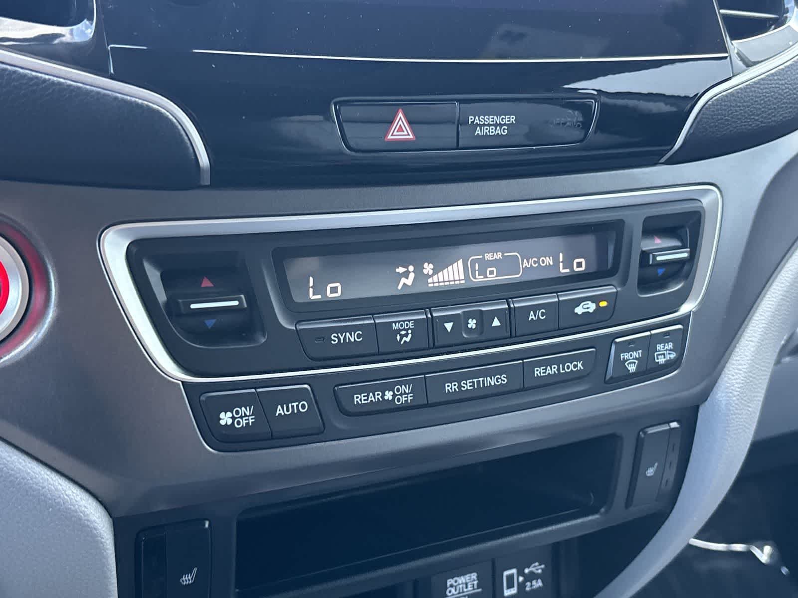 Thumbnail: 2021 Honda Pilot - 26