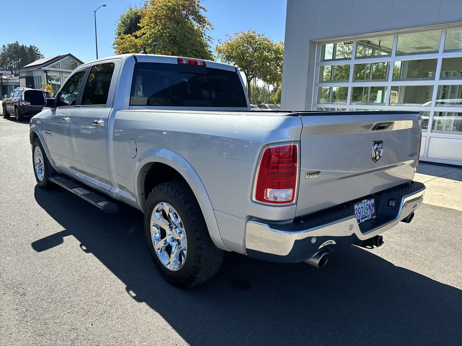 2017 Ram 1500 Laramie photo 3