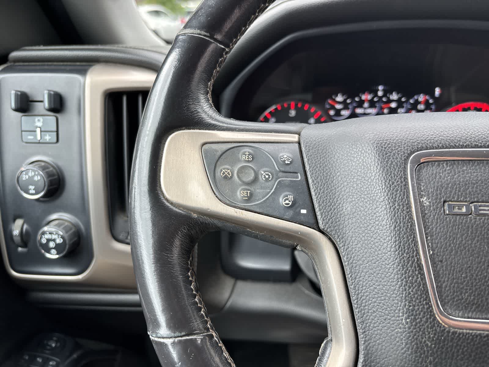 Thumbnail: 2015 GMC Sierra 2500 - 8