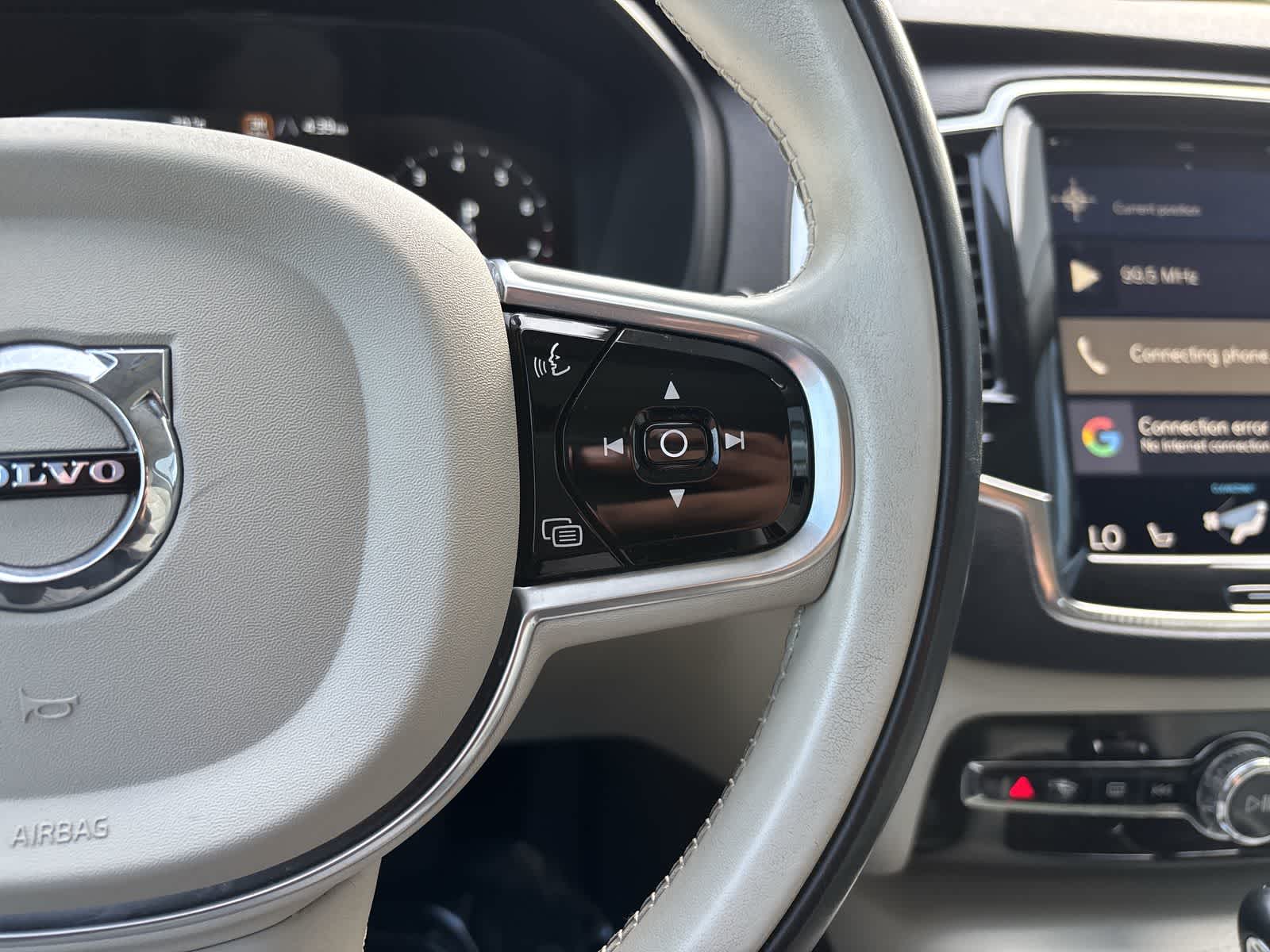 Thumbnail: 2018 Volvo XC90 - 14