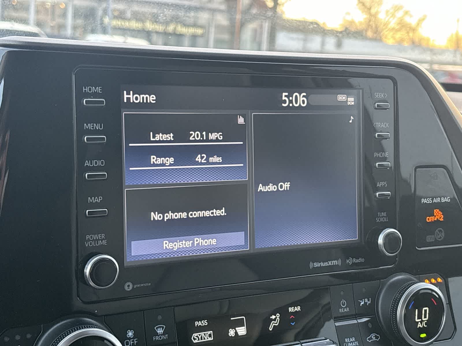 Thumbnail: 2021 Toyota Highlander - 13